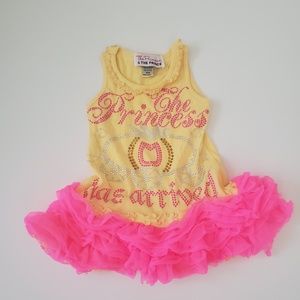 Baby girl shirt with tutu